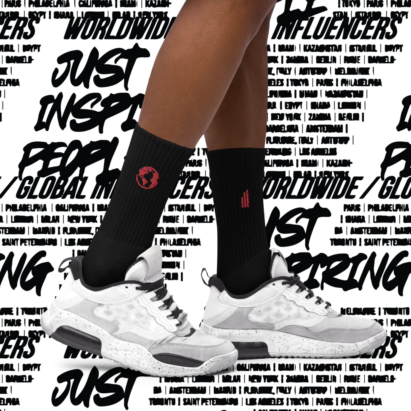 J.I.P. Embroidered socks