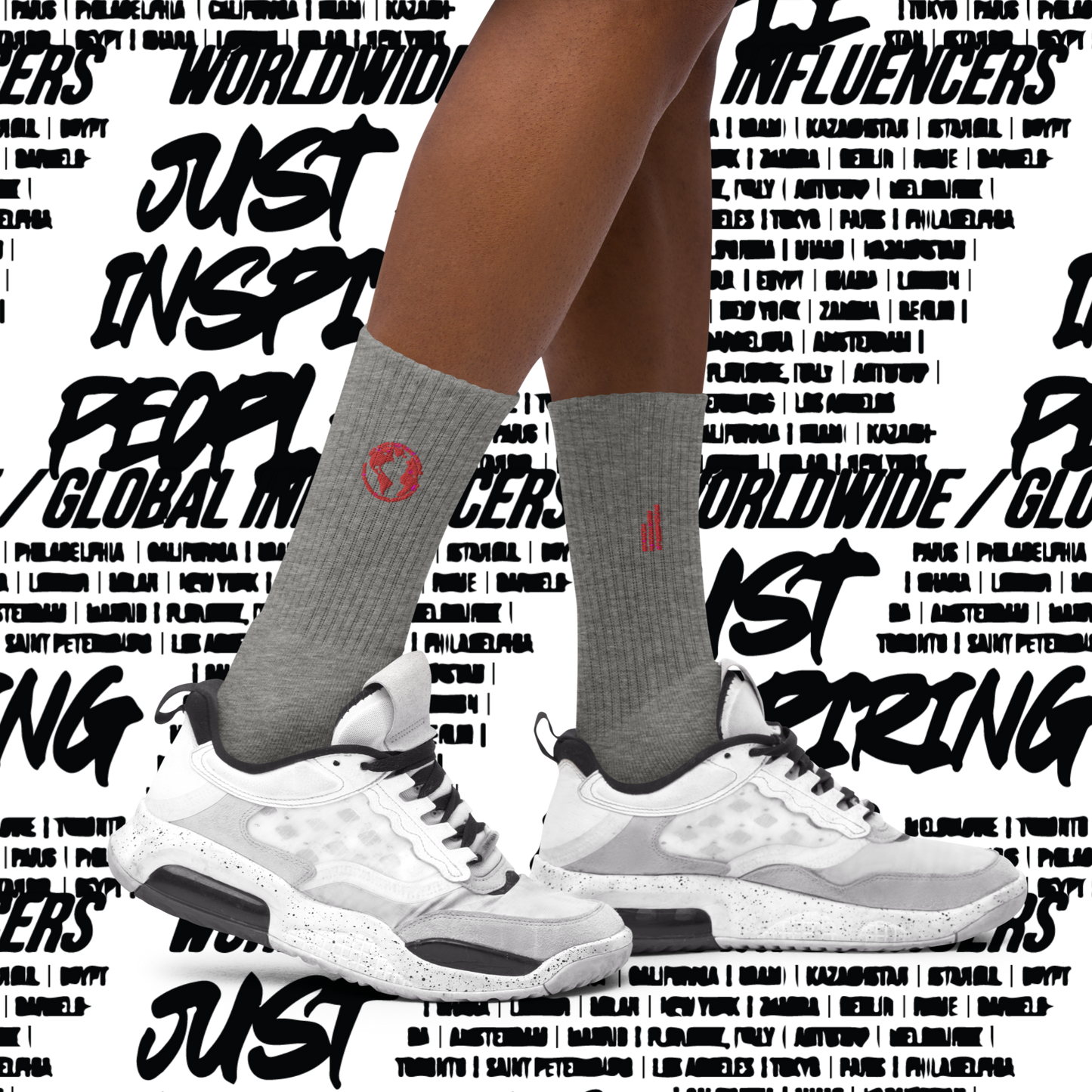 J.I.P. Embroidered socks