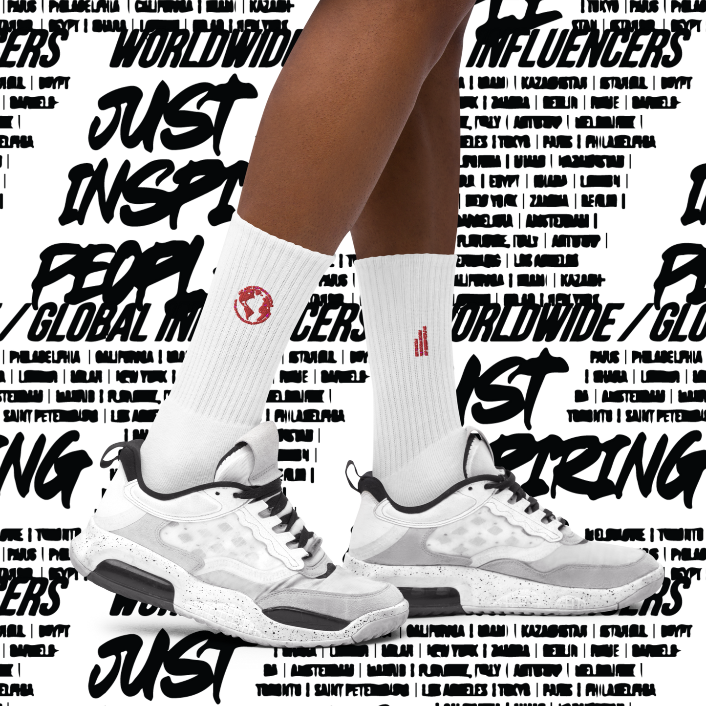 J.I.P. Embroidered socks