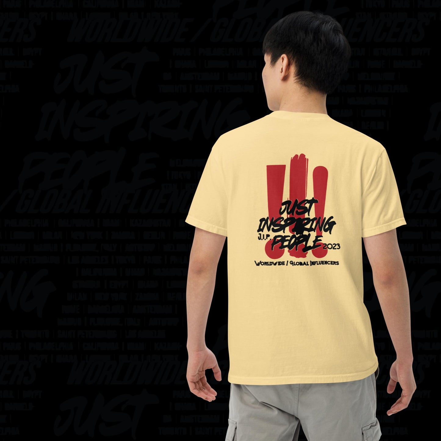Unisex garment-dyed heavyweight t-shirt