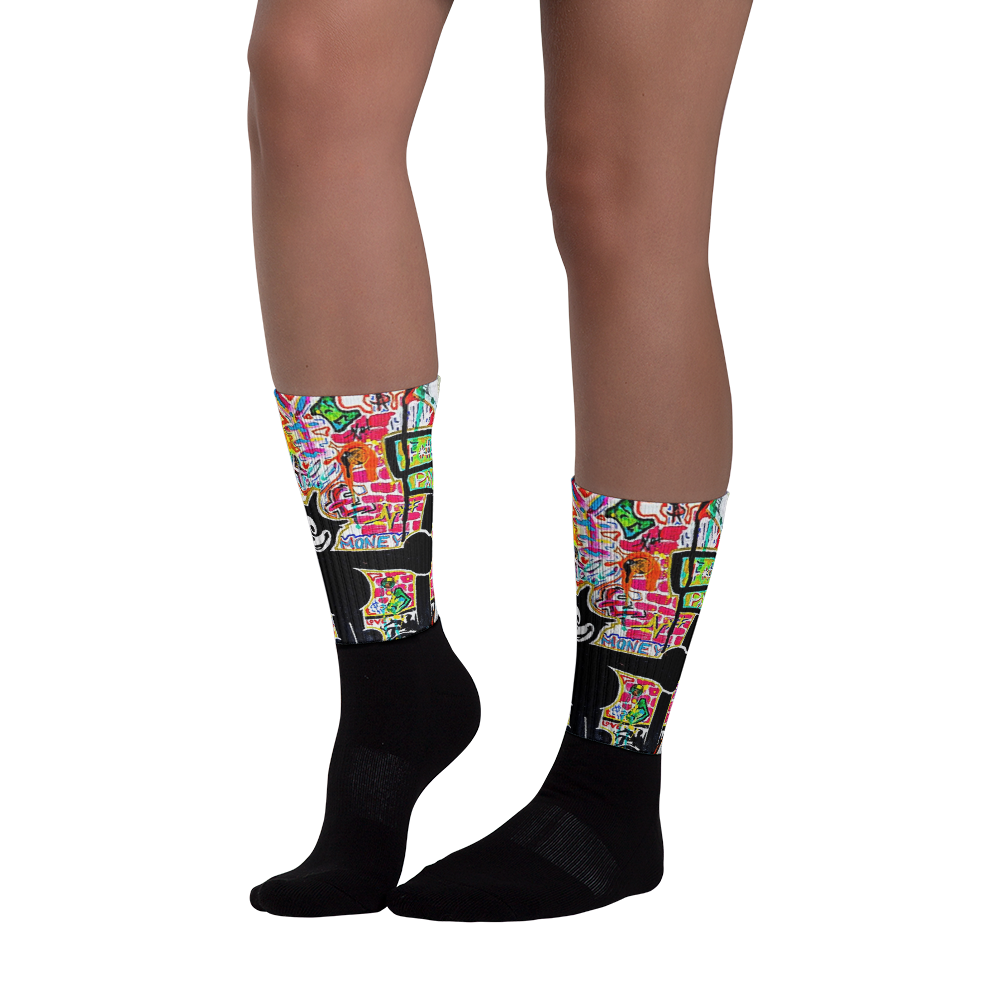 C@SH OUT 4 OF 5 Socks